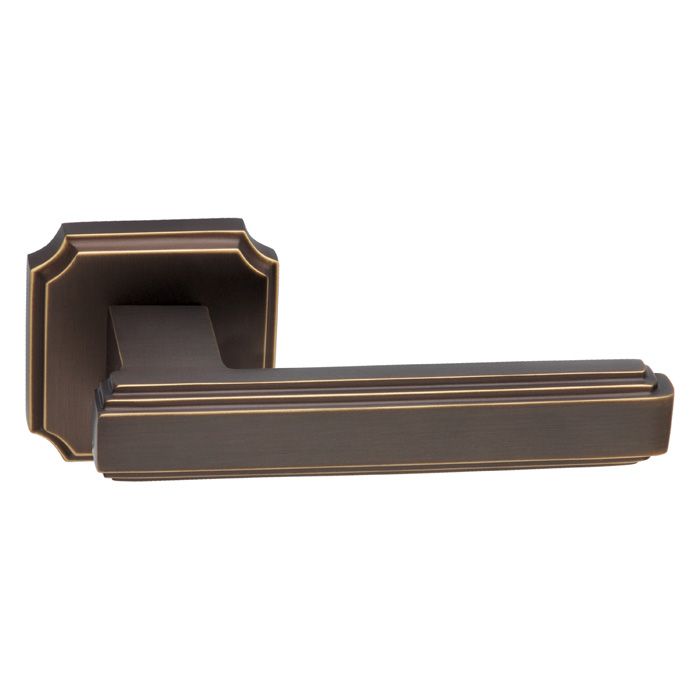 BLR3580 – Brass  Lever on rose