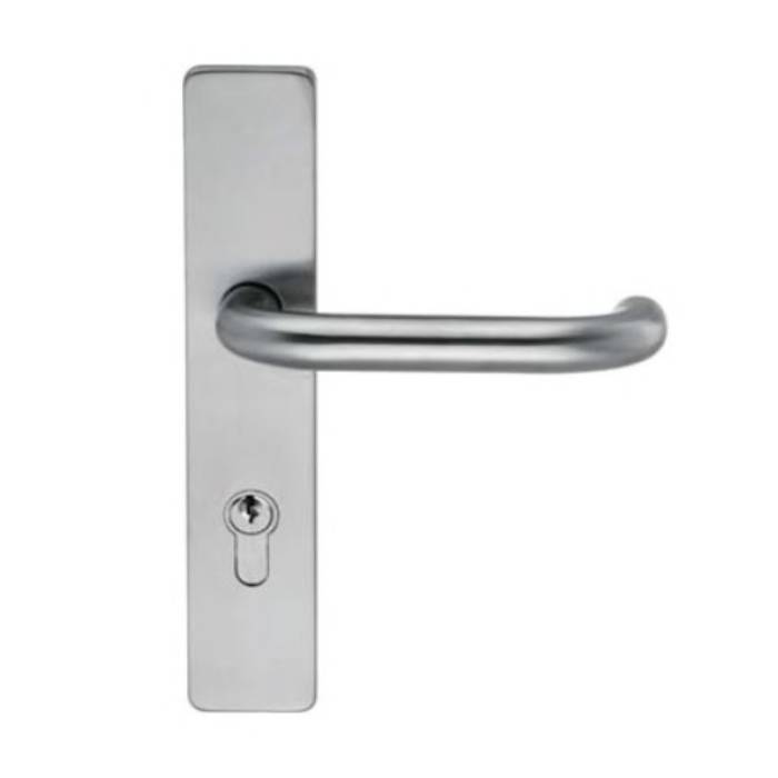 STAINLESS STEEL HANDLE ON RECTANGULAR PLATE